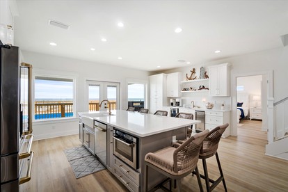 Amazing Beach House with Swimming Pool in Dauphin Island, Alabama - Dauphin Island, Alabama - glamping.directory