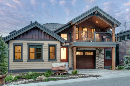 Breathtaking Cottage with Barbecue and Fireplace in Park City, Utah - glamping.directory
