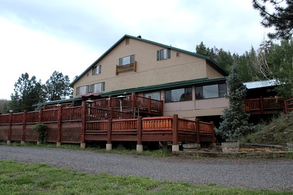 Cozy Rental on a Camping Resort near the Historic Apache Fort Junction, Arizona - Greer, Arizona - glamping.directory