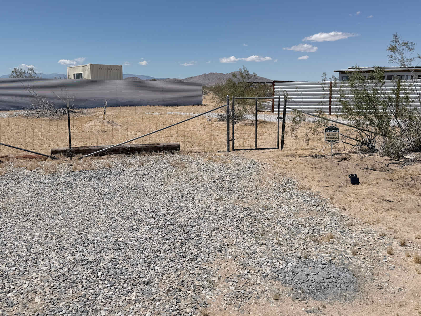 Hawkins Hideway UFO Camp - Joshua Tree, California - glamping.directory