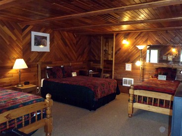 Rustic Room for a Secluded Winter Getaway by Mount Hood, Oregon - Mt. Hood, Oregon - glamping.directory