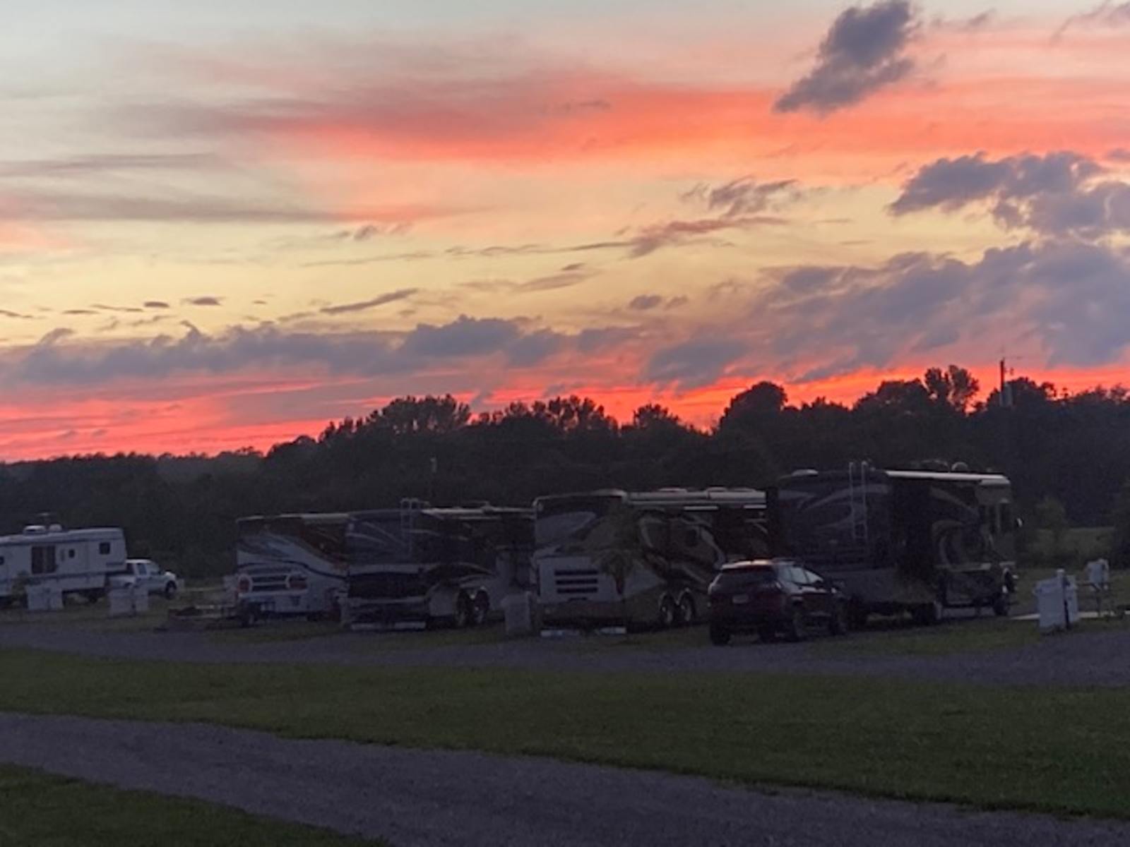 Camp in our clean and quiet RV park - Lincoln, Alabama - glamping.directory