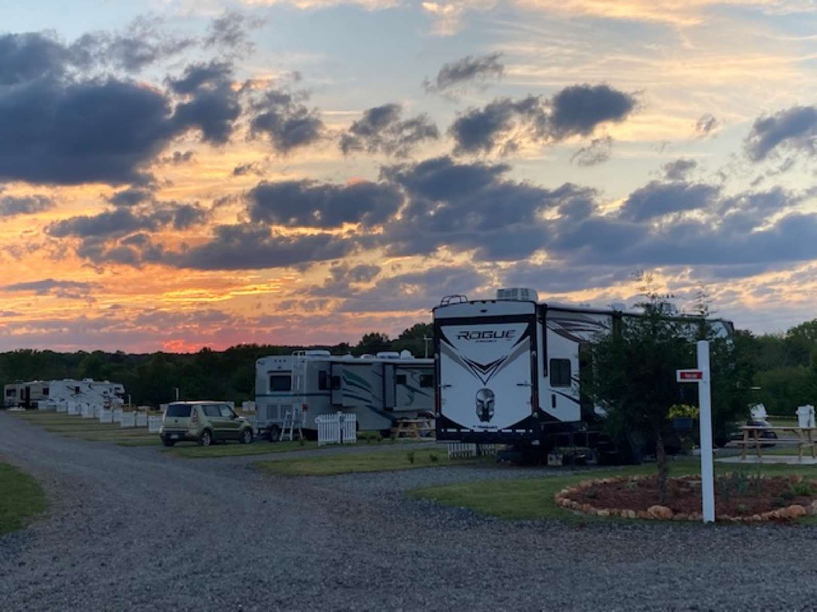 Camp in our clean and quiet RV park - Lincoln, Alabama - glamping.directory