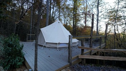 Romantic Glamping Under the Trees with Hot Tub Stargazing and Fire Pit Nights in Waynesville, North Carolina - Waynesville, North Carolina - glamping.directory