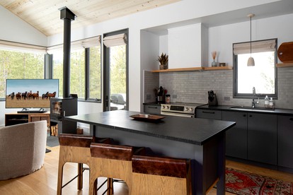 Stylish Ski Cabin Retreat with Hot Tub near Yellowstone in Big Sky, Montana - Big Sky, Montana - glamping.directory