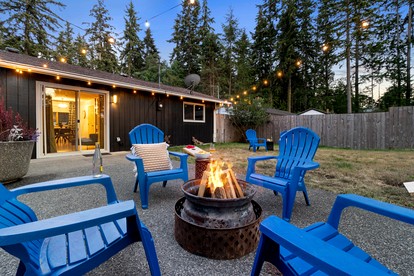 pet-friendly-cottage-hemlock-trees-near-olympic-discovery-trailhead-port-angeles-washington - Port Angeles, Washington - glamping.directory