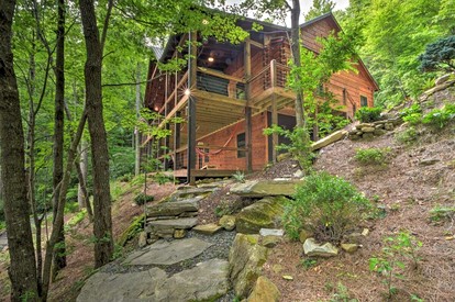Waterfront Cabin in Topton, NC - glamping.directory