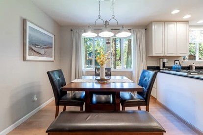 Sunny Mountain Retreat with Private Deck near Lake Tahoe in Truckee, California - Truckee, California - glamping.directory