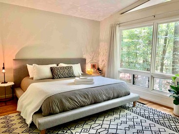 Mid Century Designer Rental for North Carolina Getaway - Chapel Hill, North Carolina - glamping.directory