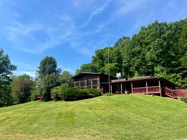Fantastic Cottage with Hot-tub and Stunnnig Views in Franklin, Tennessee - glamping.directory