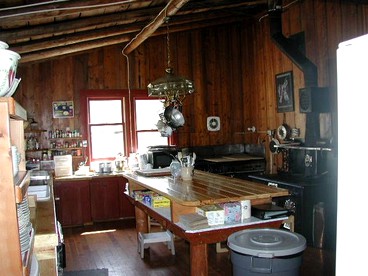 Group Vacation Rental for Family and Corporate Getaways near Glacier National Park, Montana - East Glacier Park, Montana - glamping.directory