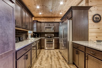 Pigeon Forge Adventures in this Spacious Cabin Rental for Group Glamping in Tennessee - Pigeon Forge, Tennessee - glamping.directory