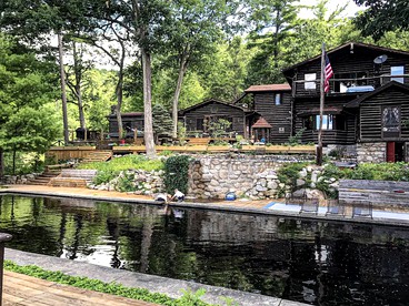 Historic Lodge in New York State for Family Glamping Getaway - Wallkill, New York - glamping.directory