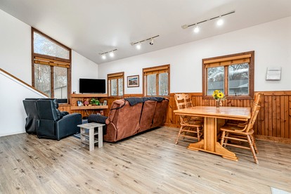 Quaint Lake Cottage Perfect to Reconnect with Nature in Michigan - Au Gres, Michigan - glamping.directory