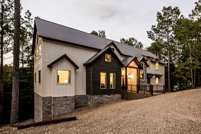 Large, Family-Friendly Cabin Near Broken Bow Lake, Oklahoma - glamping.directory