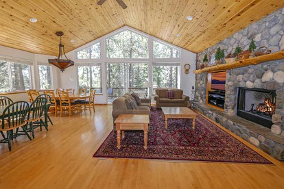 Forest Cabin Rental with a Hot Tub in South Lake Tahoe, California - South Lake Tahoe, California - glamping.directory