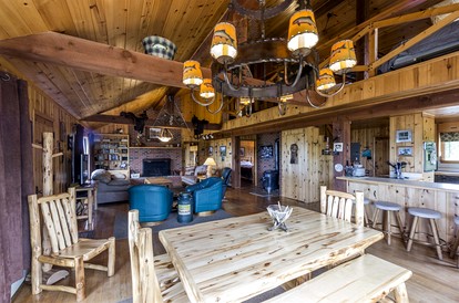 Scenic Cabin with Wildlife Views Near Madison River, Ennis, Montana - McAllister, Montana - glamping.directory