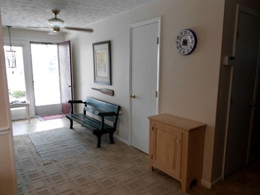 Idyllic Beachfront Vacation Rental on the Shores of Lake Erie in Northern Ohio - Vermillion, Ohio - glamping.directory