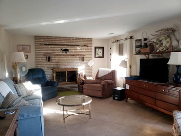 Idyllic Beachfront Vacation Rental on the Shores of Lake Erie in Northern Ohio - Vermillion, Ohio - glamping.directory