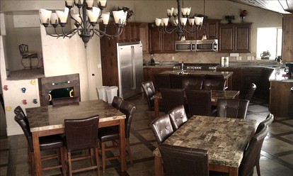 Spacious Villa for a Large Group Getaway in Garden City on Bear Lake, Utah - Garden City, Utah - glamping.directory