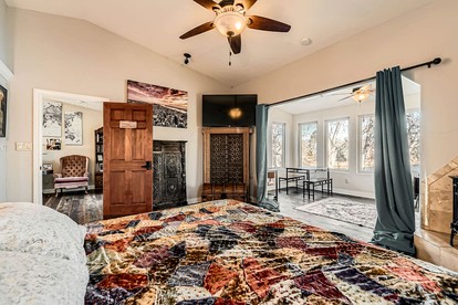 Spacious Lakeside Suite with Golf Course Views near Denver – Broomfield, CO - Broomfield, Colorado - glamping.directory