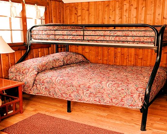 Lovely Lakefront Cabin Rental for Five Guests in West Branch, Michigan - West Branch, Michigan - glamping.directory