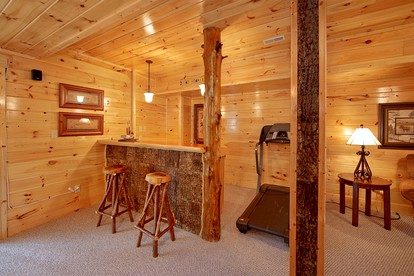 Elegant Cabin Rental for a Great Smoky Mountains Getaway - Gatlinburg, Tennessee - glamping.directory