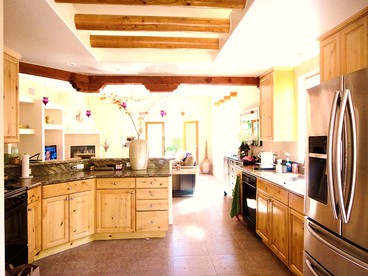 Pet-Friendly Villa with Private Pool in Southern California - Palm Desert, California - glamping.directory