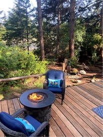 Cozy Cabin on an Incredible Ranch Nature Retret for a Peaceful Escape near Bandon, Oregon - Bandon, Oregon - glamping.directory