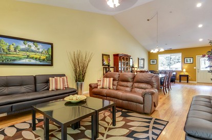 Spacious Riverfront Cottage with Game Room & Private Beach near Wineries in Guerneville, California - Guerneville, California - glamping.directory