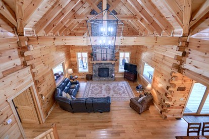 Large Cabin Rental with Games Room and Hot Tub in Logan, Ohio - Logan, Ohio - glamping.directory
