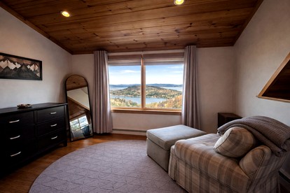 Spectacular Mountain Escape with Game Room, Deck & Scenic Views in Greenville, Maine - Greenville, Maine - glamping.directory
