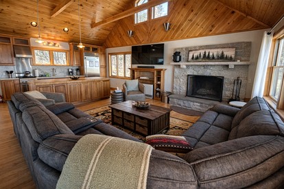 Spectacular Mountain Escape with Game Room, Deck & Scenic Views in Greenville, Maine - Greenville, Maine - glamping.directory