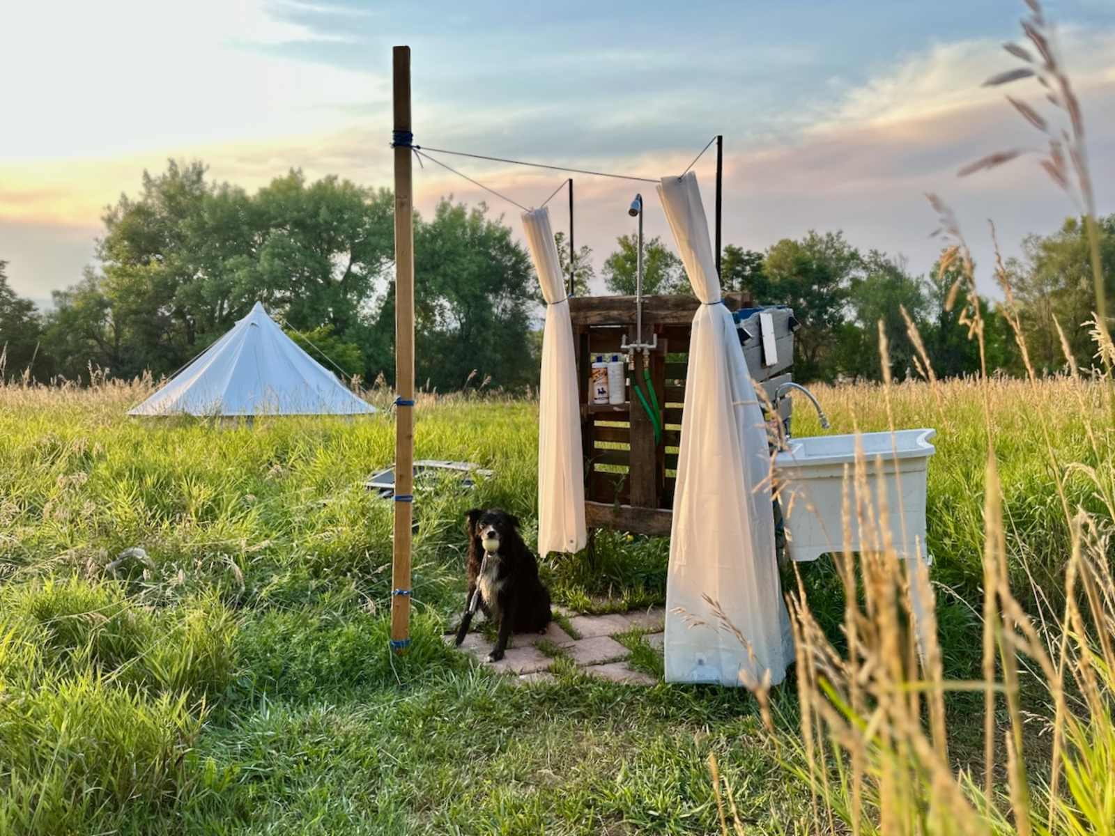 Boulder Chicken Ranch - Valmont, Colorado - glamping.directory