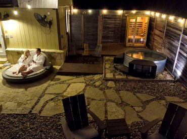 Off-Grid Luxurious Tiny Cabin with Incredible Outdoor and Indoor in Texas - Wimberley, Texas - glamping.directory