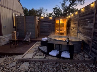 Off-Grid Luxurious Tiny Cabin with Incredible Outdoor and Indoor in Texas - Wimberley, Texas - glamping.directory