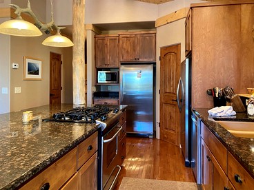 Beautiful Prescott Cabin Rental for a Weekend Getaway from Phoenix - Prescott, Arizona - glamping.directory