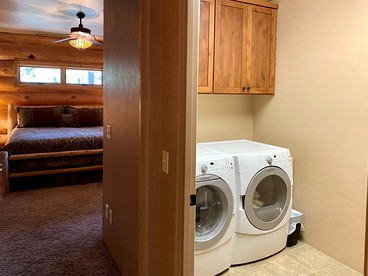 Beautiful Prescott Cabin Rental for a Weekend Getaway from Phoenix - Prescott, Arizona - glamping.directory
