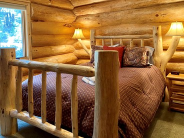 Beautiful Prescott Cabin Rental for a Weekend Getaway from Phoenix - Prescott, Arizona - glamping.directory