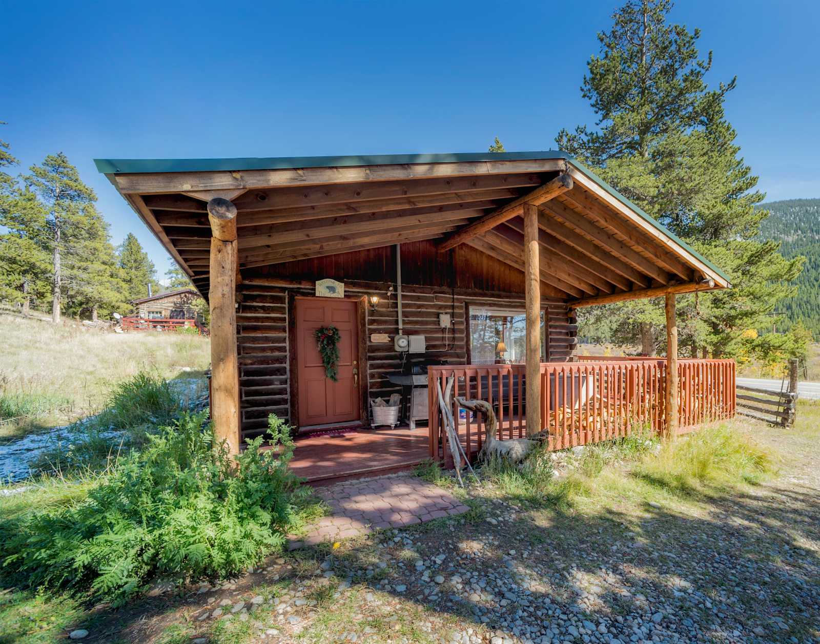 Buckeye's Cozy Romantic Cabins - Leadville, Colorado - glamping.directory