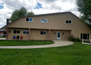 Comfortable Accommodation for a Getaway near Bryce Canyon in Panguitch, Utah - glamping.directory