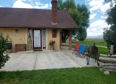 Comfortable Accommodation for a Getaway near Bryce Canyon in Panguitch, Utah - Panguitch, Utah - glamping.directory