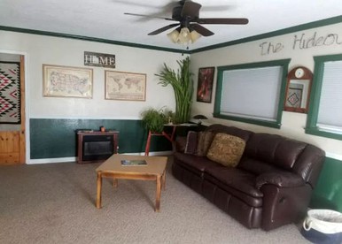 Comfortable Accommodation for a Getaway near Bryce Canyon in Panguitch, Utah - Panguitch, Utah - glamping.directory