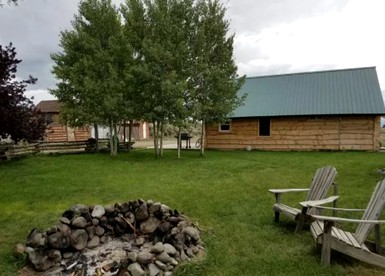 Comfortable Accommodation for a Getaway near Bryce Canyon in Panguitch, Utah - Panguitch, Utah - glamping.directory