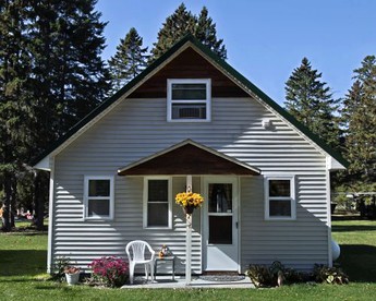 Lake Cabin Perfect for a Groups Escape and Outdoor Sports in Carp Lake, Michigan - glamping.directory