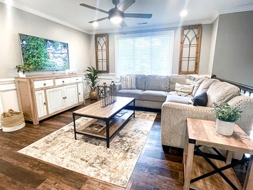 Family Cabin with Outdoor Living Areas and Foosball Table in NC - Charlotte, North Carolina - glamping.directory