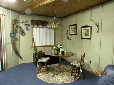 Georgia's Family-Friendly Octagon Cabin Getaway in Claxton - Claxton, Georgia - glamping.directory