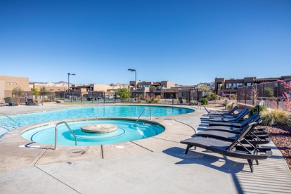 Stunning Villa with Outdoor Pool and Tennis Court in St. George, Utah - St. George, Utah - glamping.directory