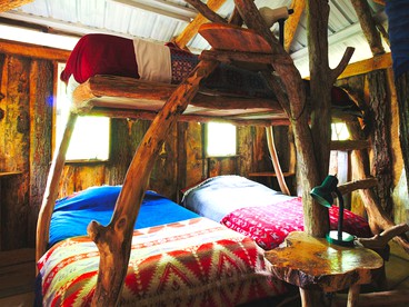 Uniquely Crafted Tree House Rental near Lake Saint Catherine, Vermont - Pawlet, Vermont - glamping.directory