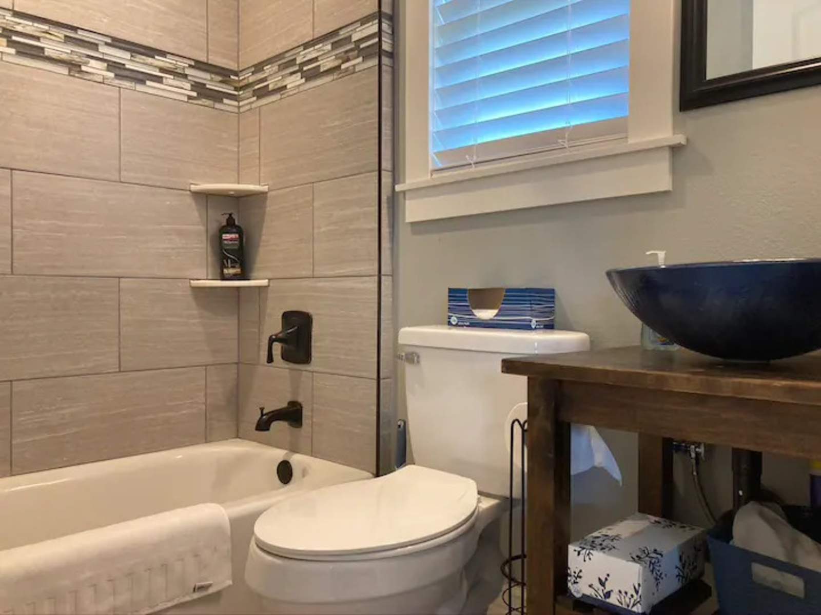 Kelly Hollow Farm Stays - Hot Springs, Arkansas - glamping.directory